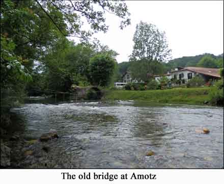 The old bridge at Amotz